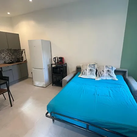 דירה Charmant Studio Les Angles, Proche Avignon Avec Parking Prive Les Angles (Gard)